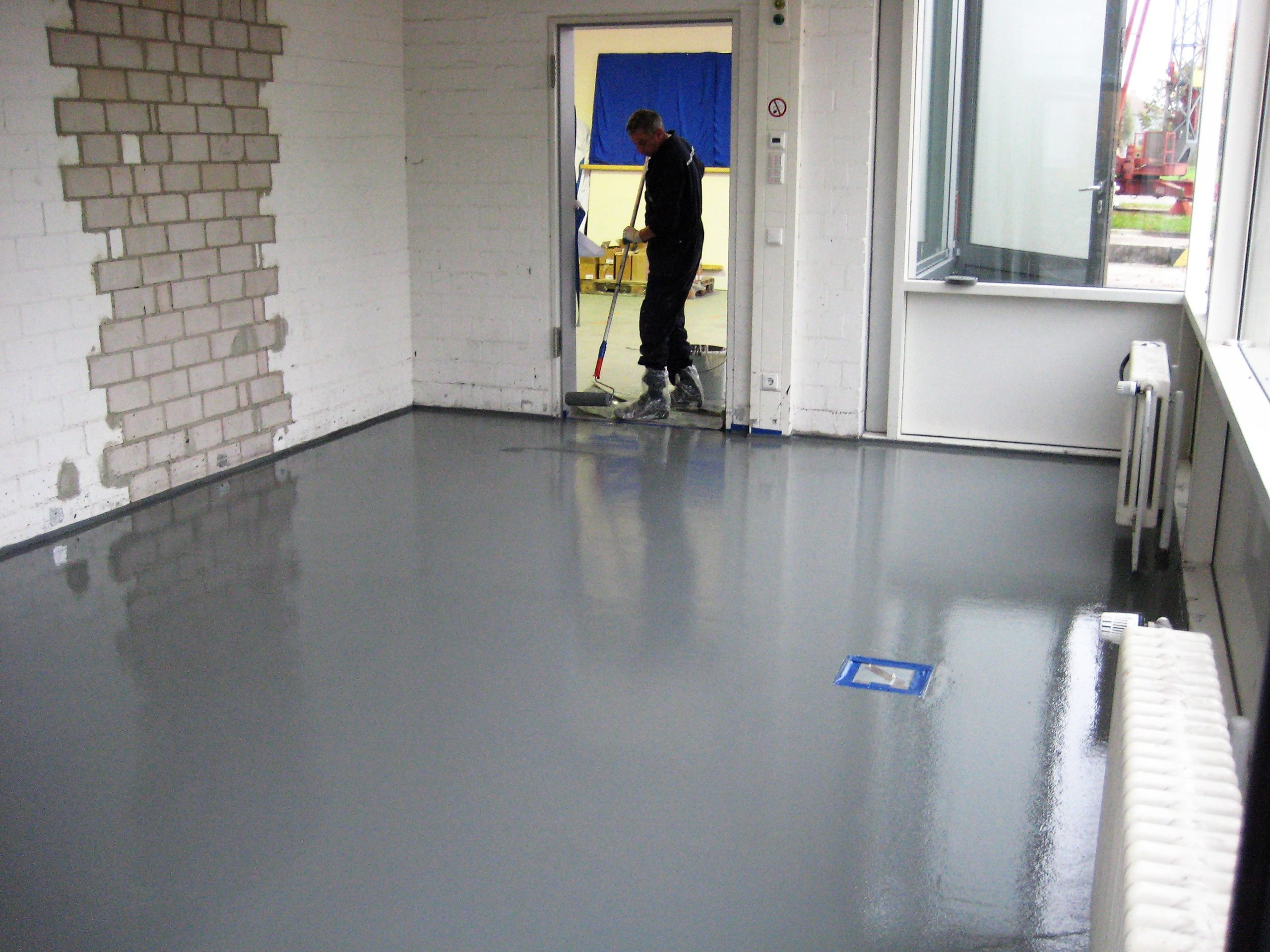 پوشش کف خود تراز Self leveling floor covering